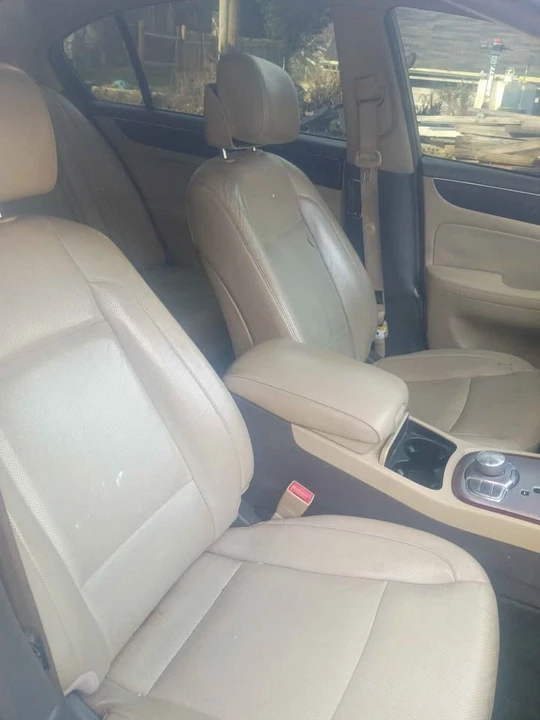 2012 Hyundai Genesis - Image 3 of 10