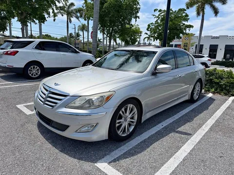2012 Hyundai Genesis 4.6 Sedan