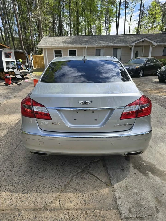 2012 Hyundai Genesis - Image 7 of 20