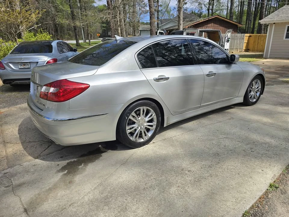 2012 Hyundai Genesis - Image 6 of 20