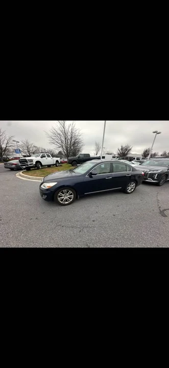 2012 Hyundai Genesis - Image 2 of 2