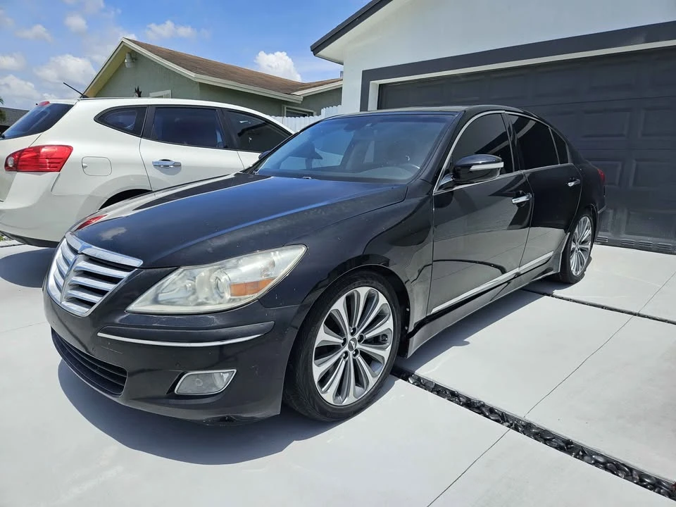 2012 Hyundai Genesis - Image 3 of 9
