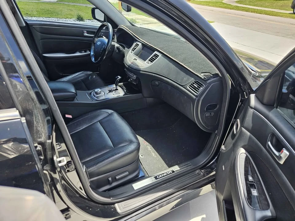 2012 Hyundai Genesis - Image 9 of 9