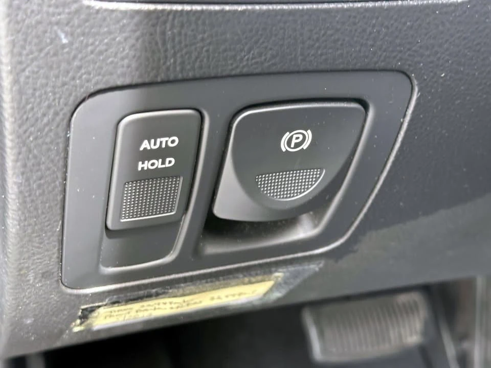 2012 Hyundai Genesis - Image 19 of 19