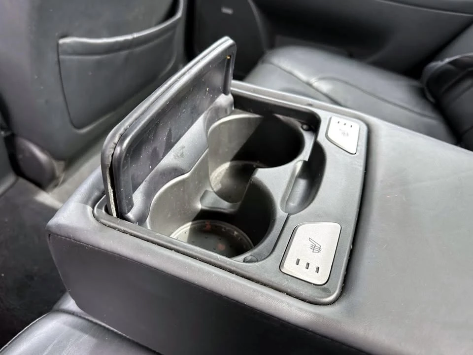 2012 Hyundai Genesis - Image 11 of 19