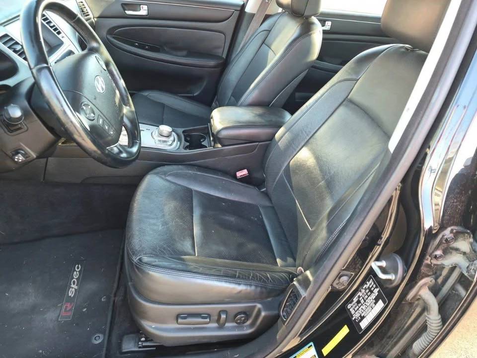 2012 Hyundai Genesis - Image 8 of 13