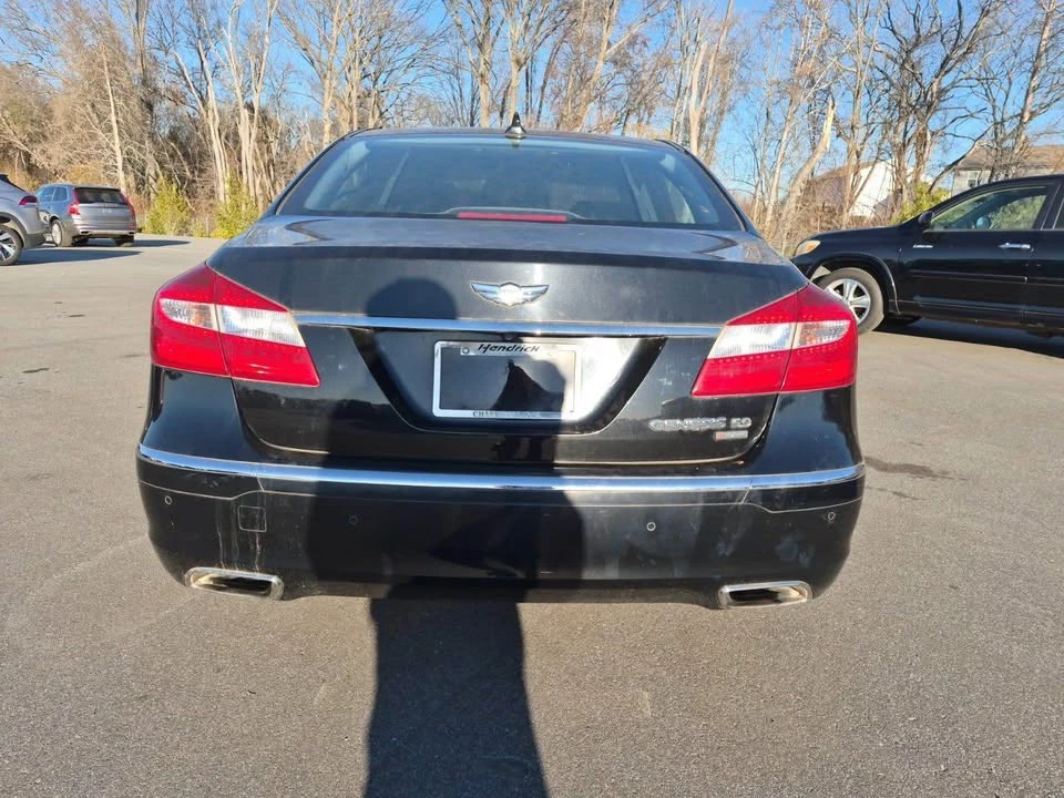 2012 Hyundai Genesis - Image 5 of 13