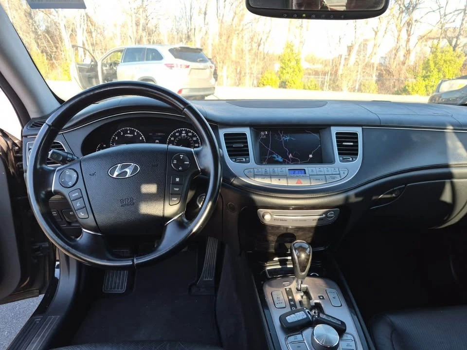 2012 Hyundai Genesis - Image 7 of 13