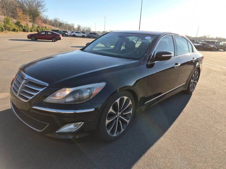 2012 Hyundai Genesis - Image 2 of 13