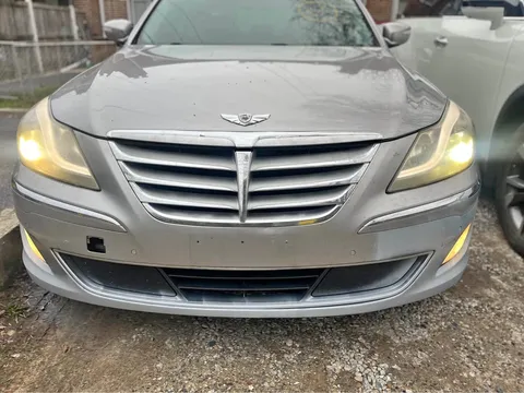2012 Hyundai Genesis 5.0 R-Spec Sedan