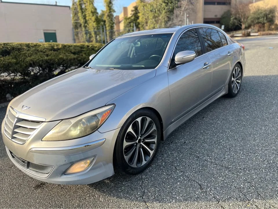 2012 Hyundai Genesis - Image 2 of 14