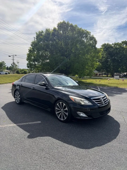 2012 Hyundai Genesis - Image 7 of 16