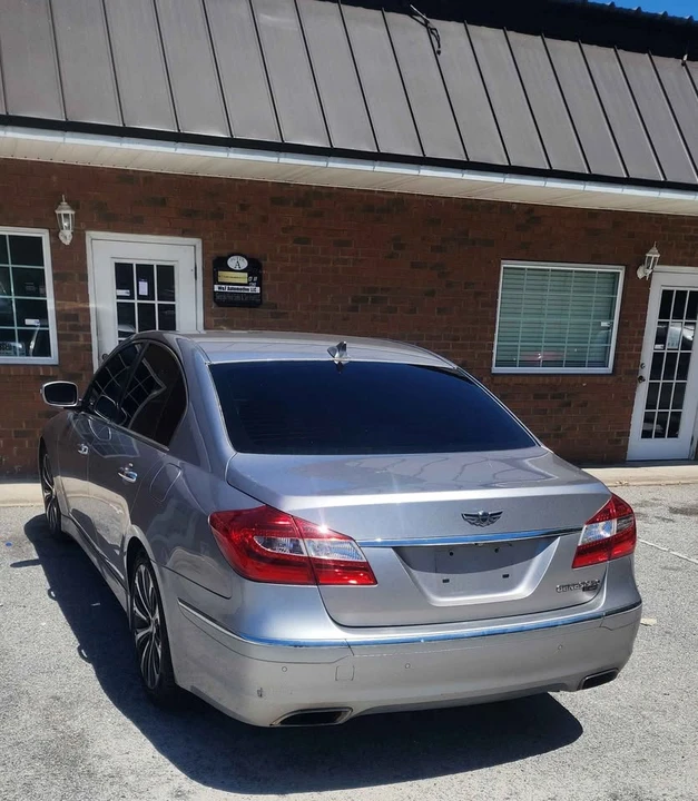 2012 Hyundai Genesis - Image 7 of 19