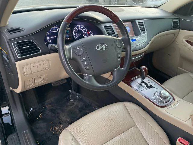 2012 Hyundai Genesis - Image 9 of 14