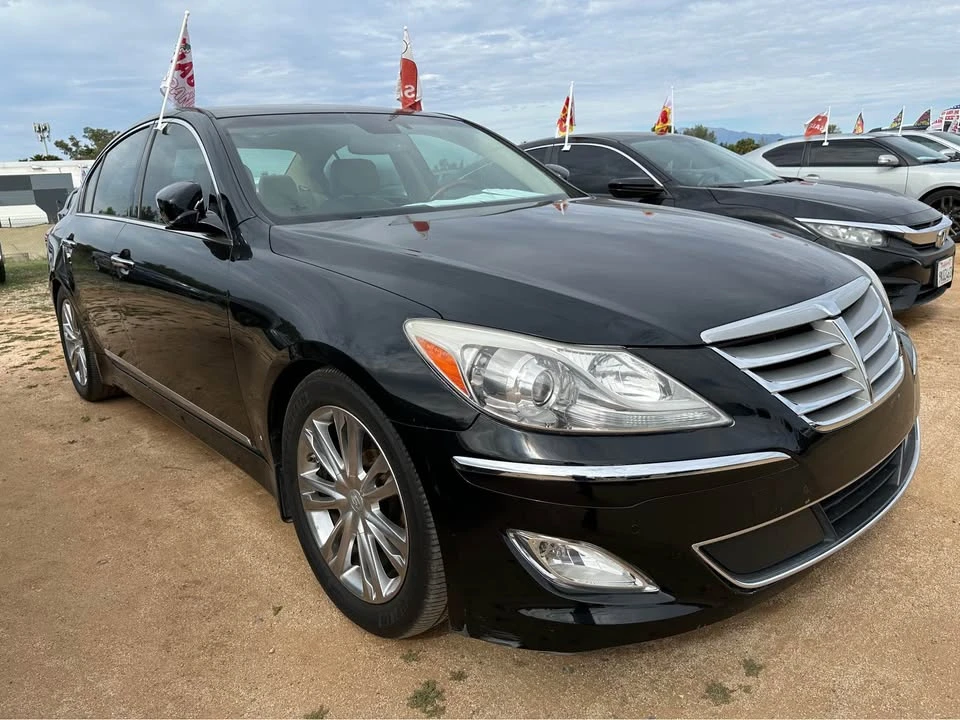 2012 Hyundai Genesis - Image 2 of 14