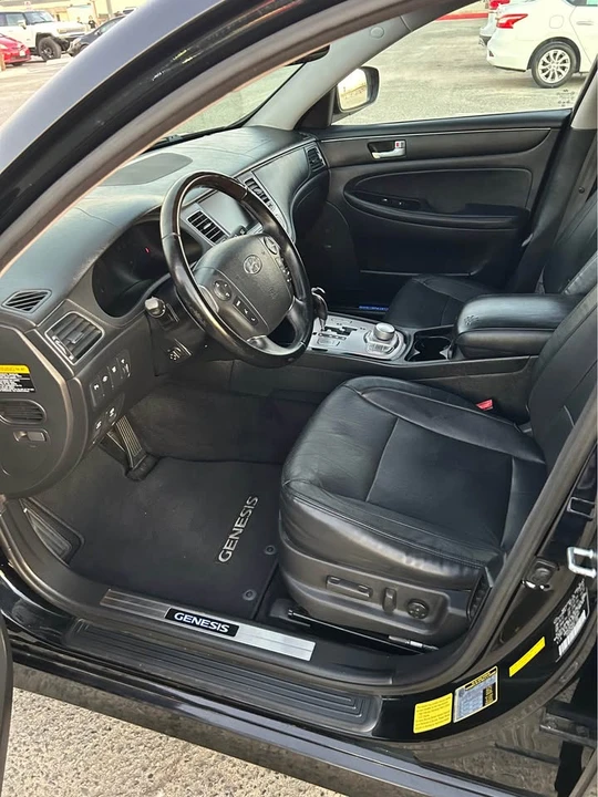 2012 Hyundai Genesis - Image 3 of 5