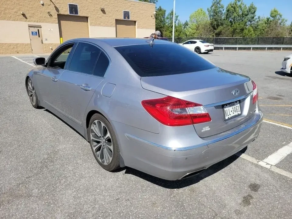 2012 Hyundai Genesis - Image 4 of 14
