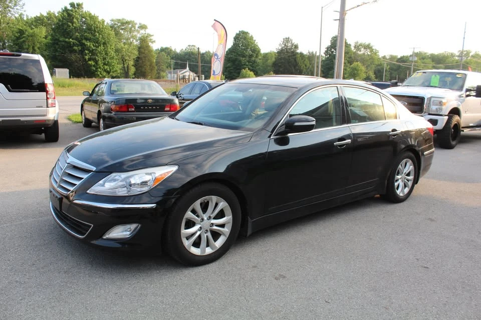 2012 Hyundai Genesis - Image 4 of 15