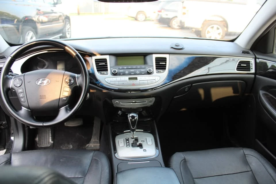 2012 Hyundai Genesis - Image 12 of 15