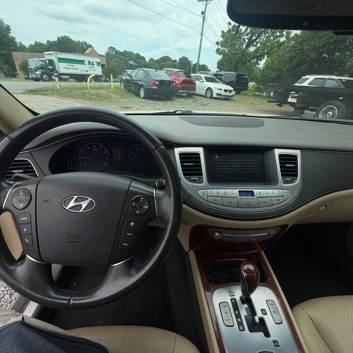 2012 Hyundai Genesis - Image 13 of 16