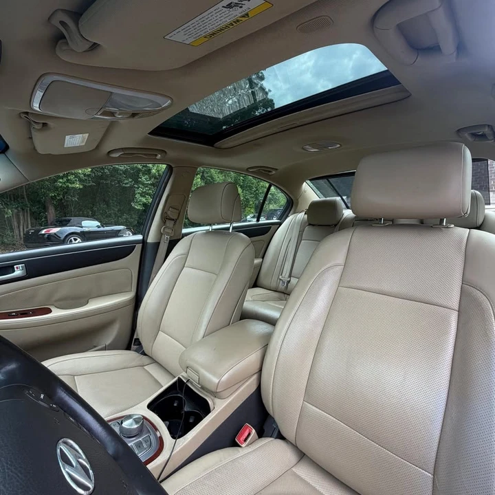 2012 Hyundai Genesis - Image 12 of 16