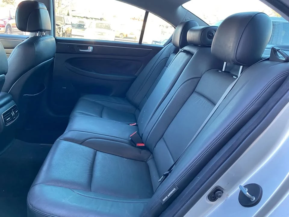 2012 Hyundai Genesis - Image 18 of 19