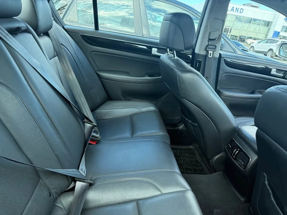 2012 Hyundai Genesis - Image 5 of 8