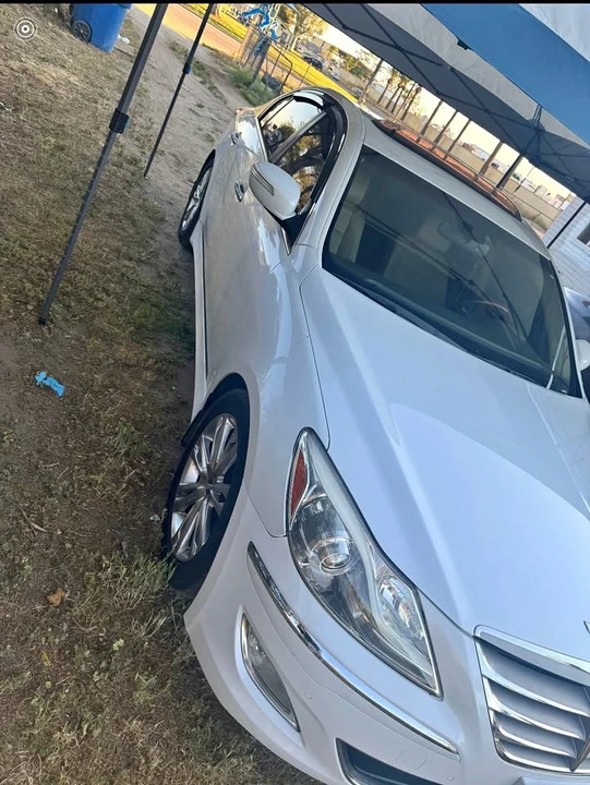 2012 Hyundai Genesis - Image 1 of 2