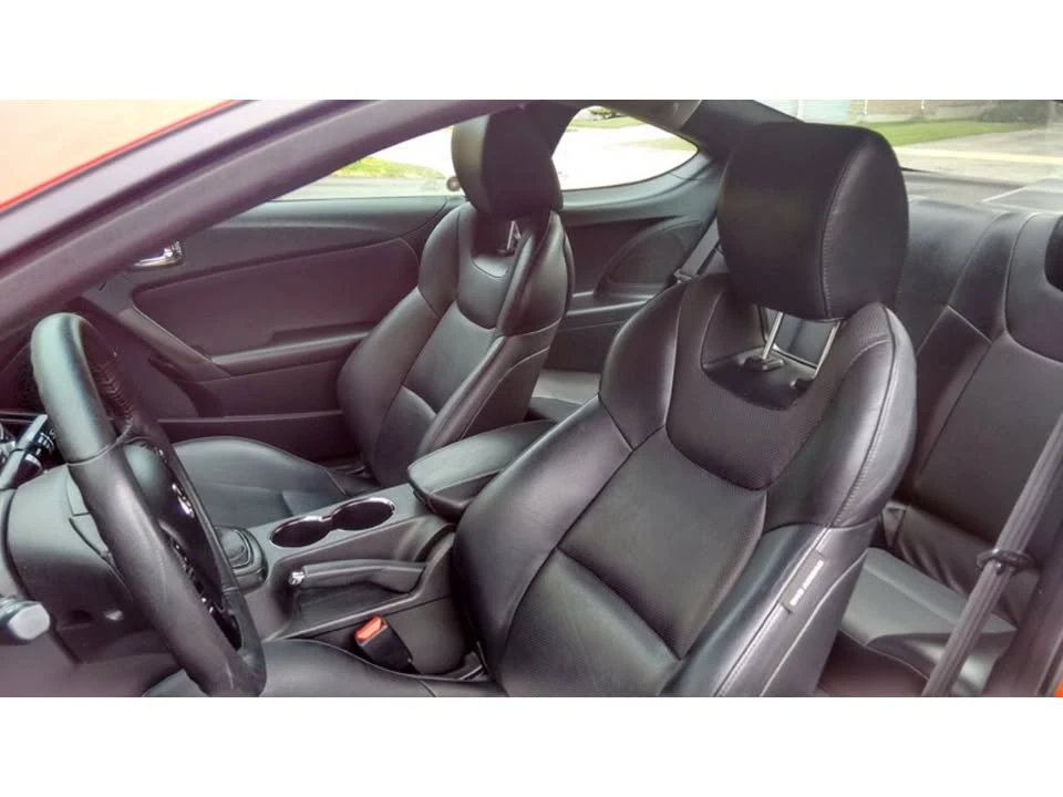 2012 Hyundai Genesis Coupe - Image 5 of 9