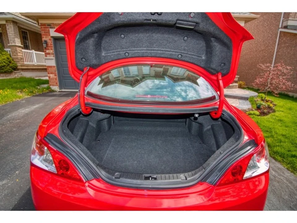 2012 Hyundai Genesis Coupe - Image 6 of 9