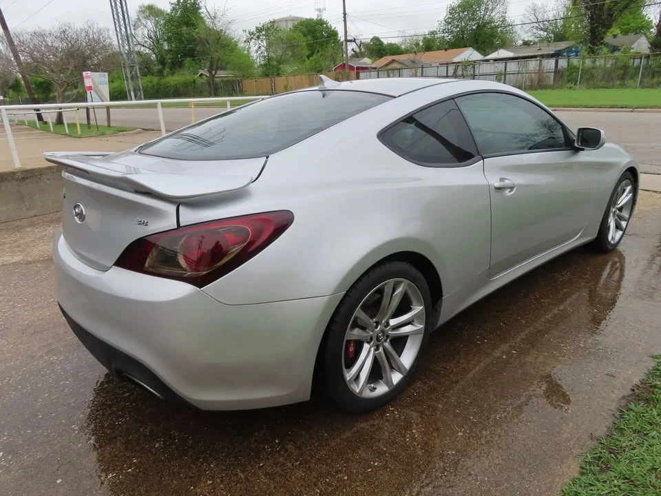 2012 Hyundai Genesis Coupe - Image 7 of 20
