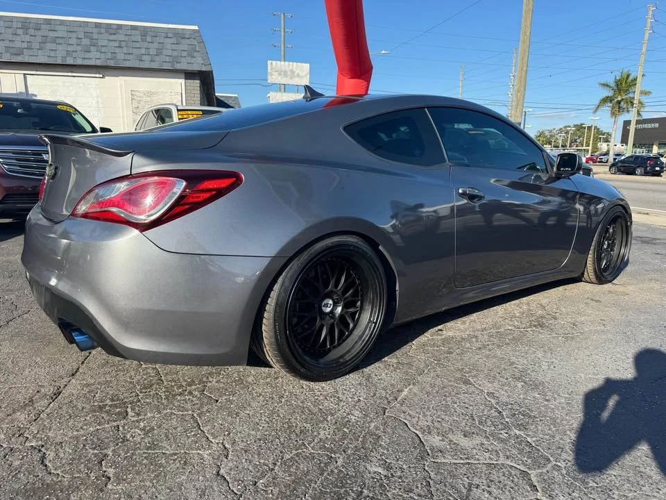 2012 Hyundai Genesis Coupe - Image 4 of 10