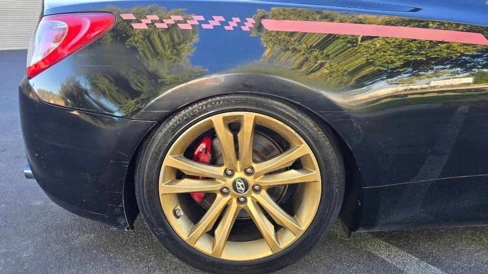 2012 Hyundai Genesis Coupe - Image 12 of 18