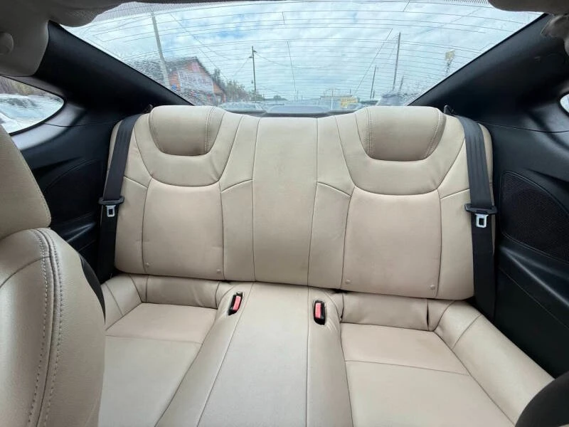 2012 Hyundai Genesis Coupe - Image 16 of 20