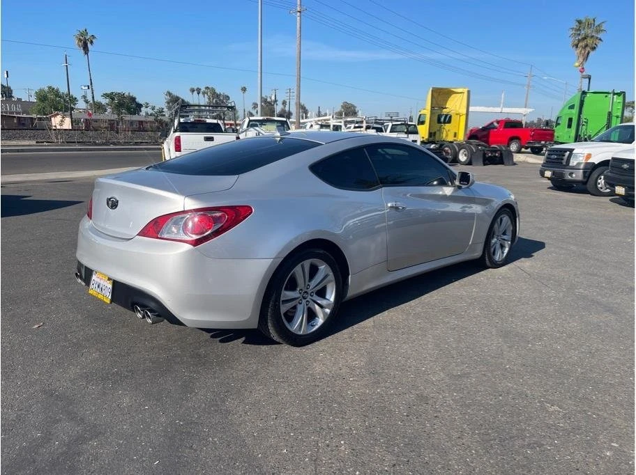 2012 Hyundai Genesis Coupe - Image 5 of 20