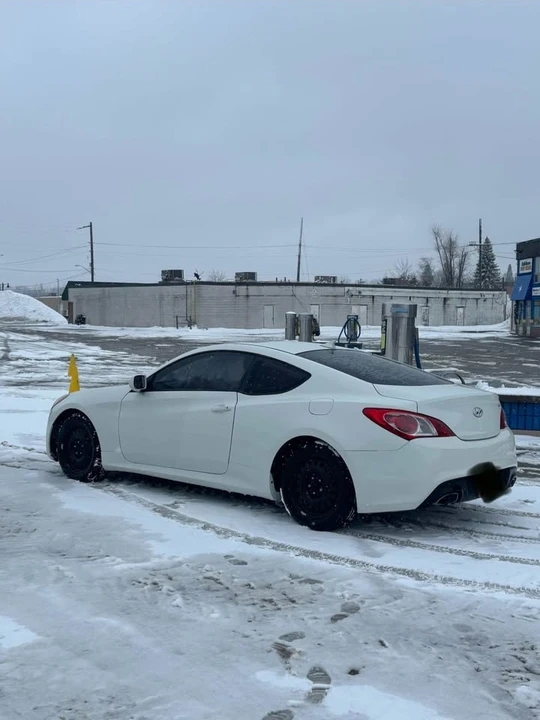 2012 Hyundai Genesis Coupe - Image 2 of 6