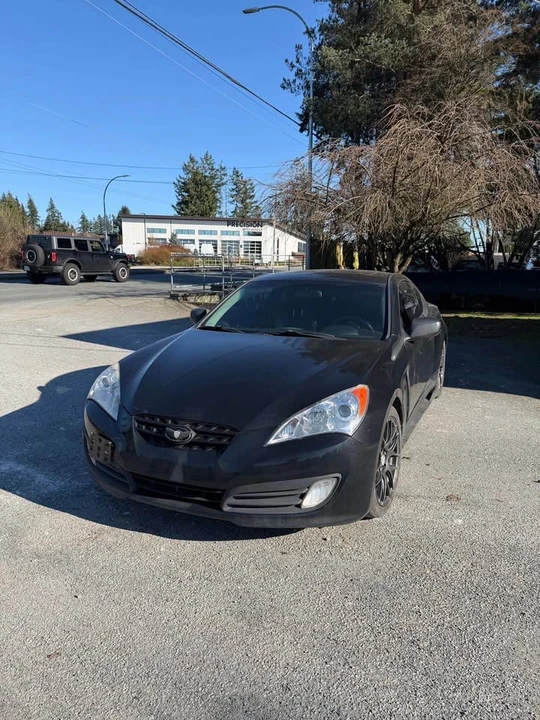 2012 Hyundai Genesis Coupe - Image 2 of 12