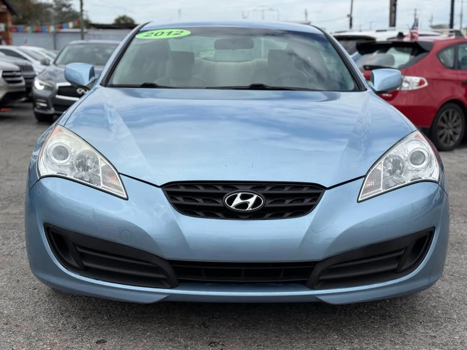 2012 Hyundai Genesis Coupe - Image 10 of 20