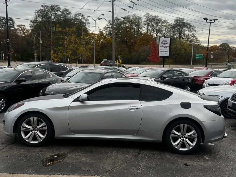 2012 Hyundai Genesis Coupe - Image 4 of 16