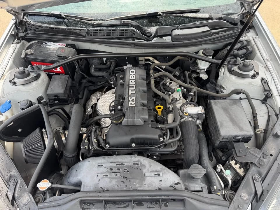 2012 Hyundai Genesis Coupe - Image 7 of 13