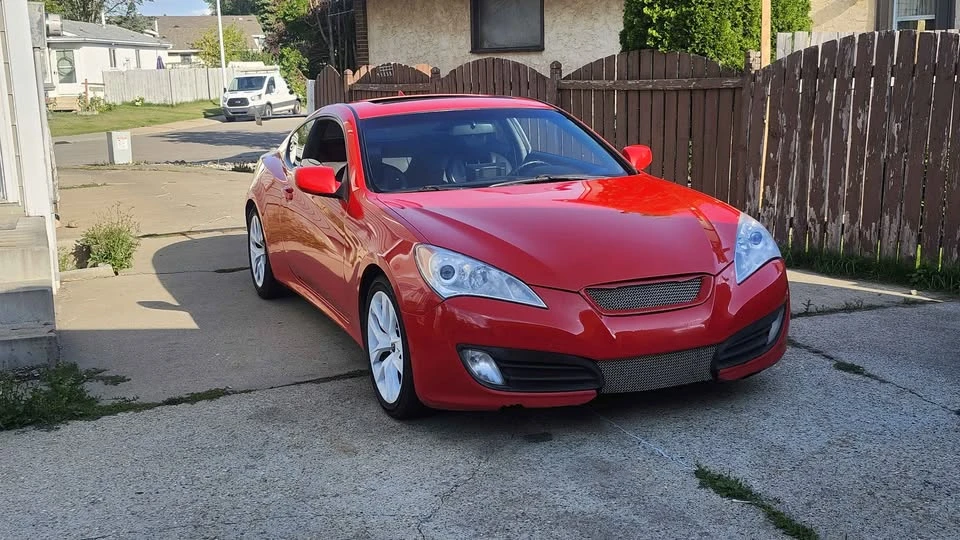 2012 Hyundai Genesis Coupe - Image 13 of 18