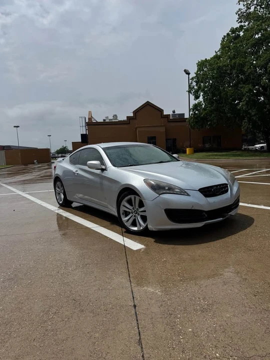 2012 Hyundai Genesis Coupe - Image 5 of 13