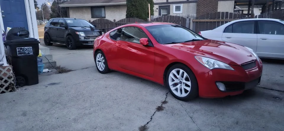 2012 Hyundai Genesis Coupe - Image 11 of 18