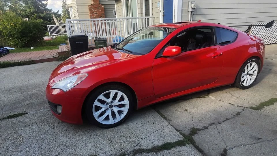 2012 Hyundai Genesis Coupe - Image 15 of 18