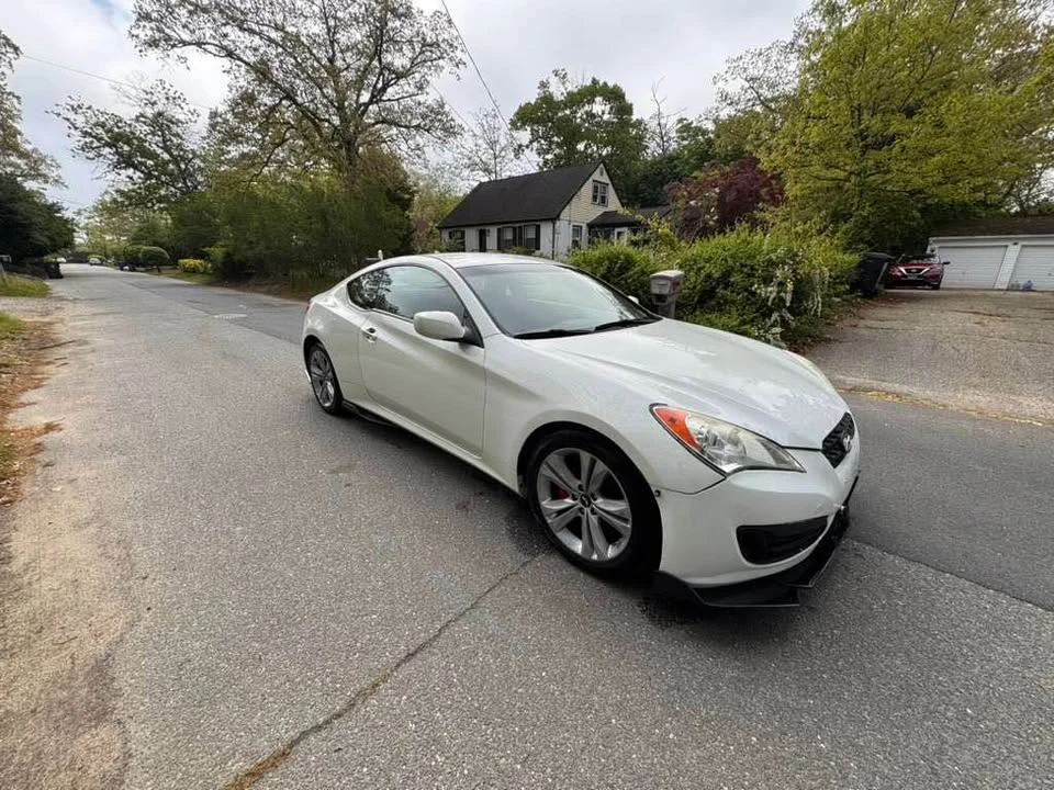 2012 Hyundai Genesis Coupe - Image 4 of 18