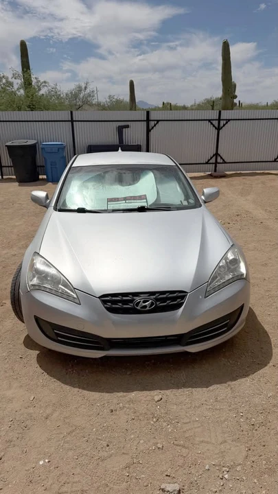 2012 Hyundai Genesis Coupe - Image 5 of 5