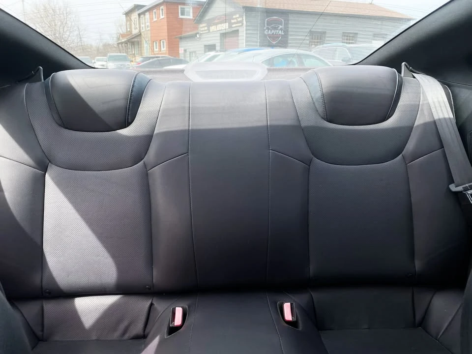 2012 Hyundai Genesis Coupe - Image 12 of 15