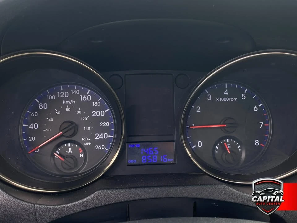 2012 Hyundai Genesis Coupe - Image 9 of 15