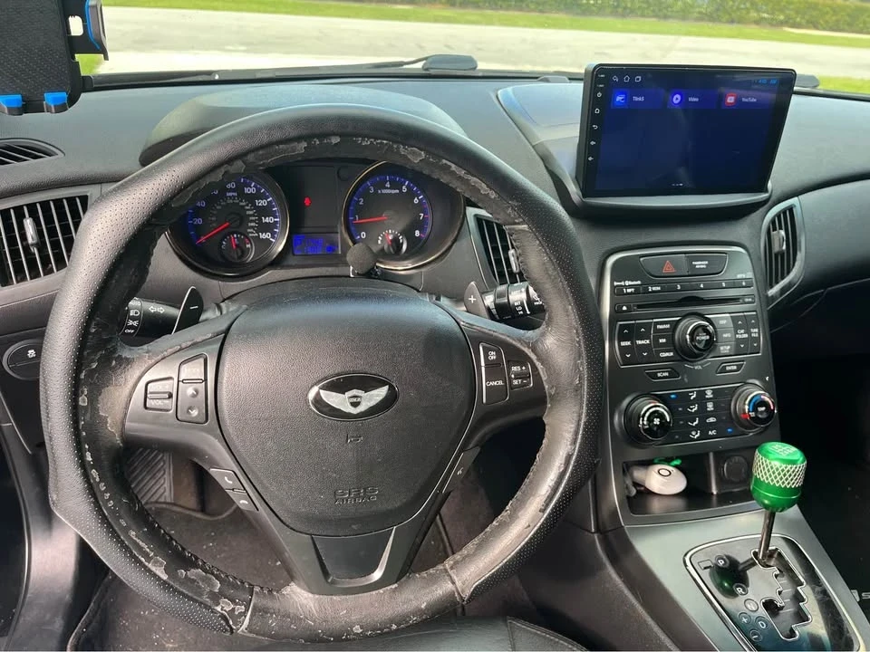 2012 Hyundai Genesis Coupe - Image 6 of 11