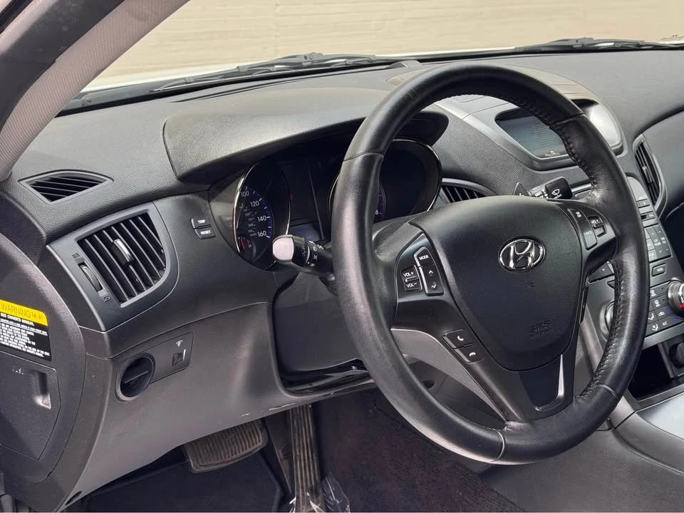 2012 Hyundai Genesis Coupe - Image 9 of 19